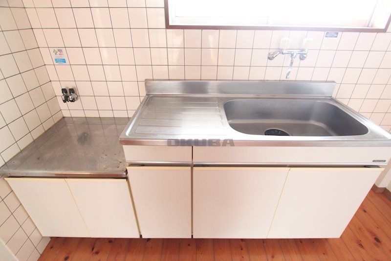 �y�L�b�`���z�@