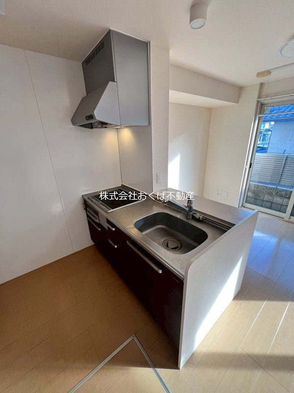 �y�L�b�`���z�@