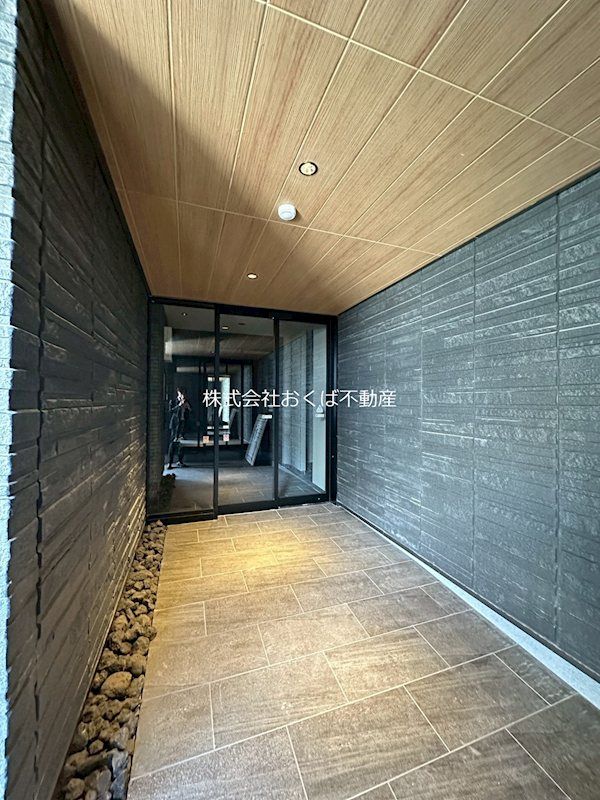 �y�G���g�����X�z�@