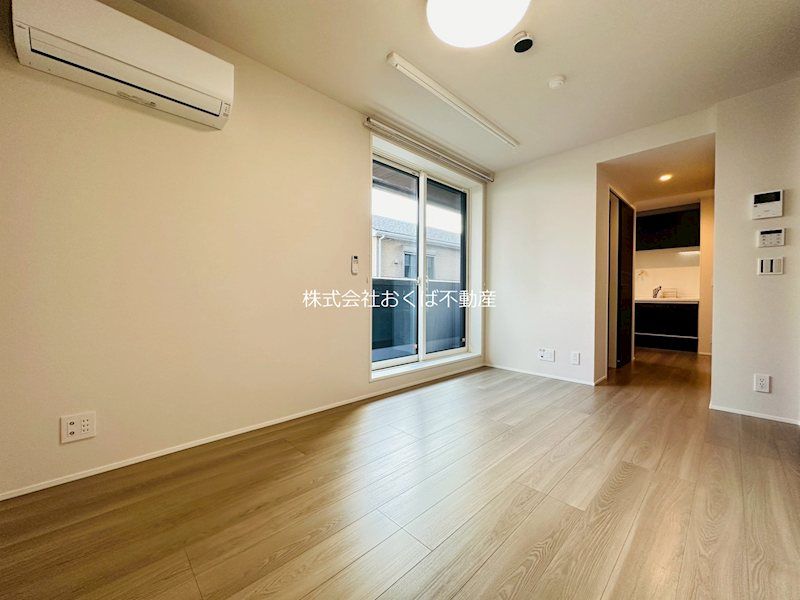 �y���ԁE���r���O�z�@