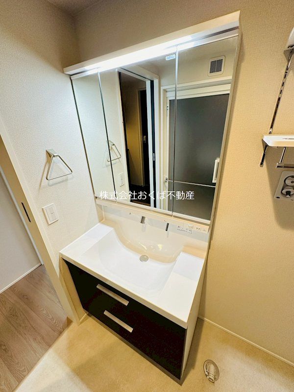 �y���ʏ��z�@