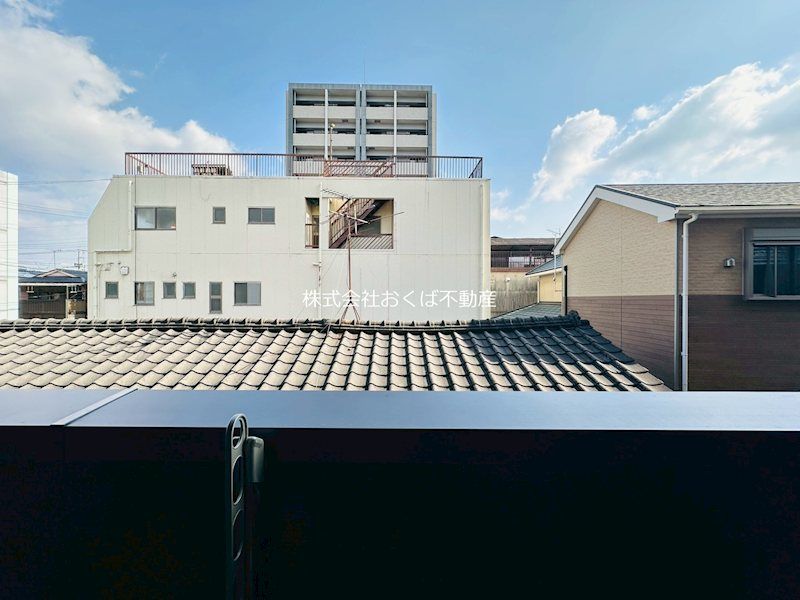 �y���]�z�@