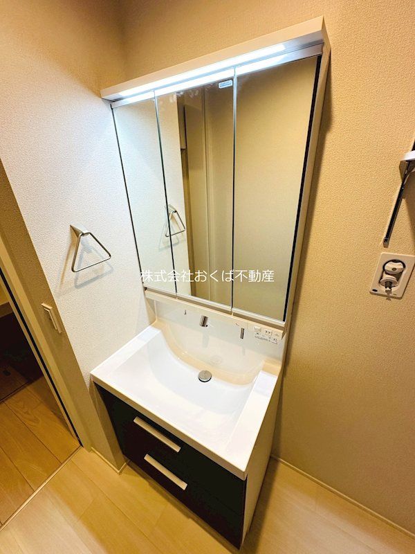 �y���ʏ��z�@