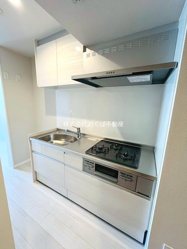 �y�L�b�`���z�@