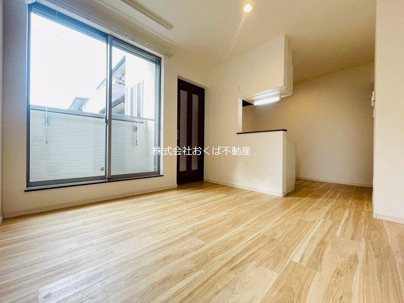 �y���ԁE���r���O�z�@