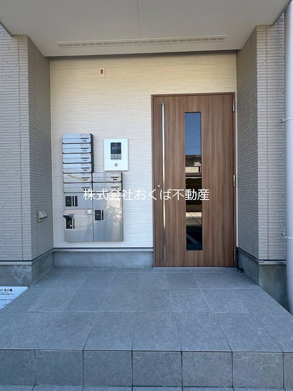 �y�G���g�����X�z�@