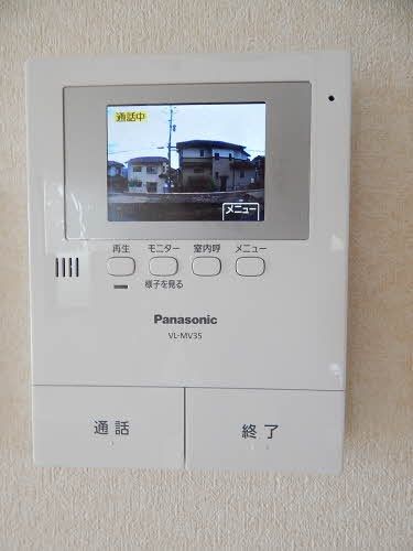 �y�Z�L�����e�B�z�@
