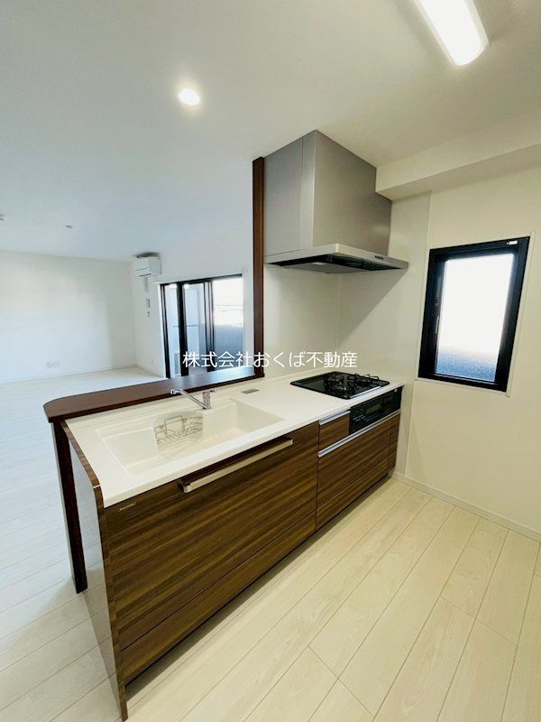 �y�L�b�`���z�@