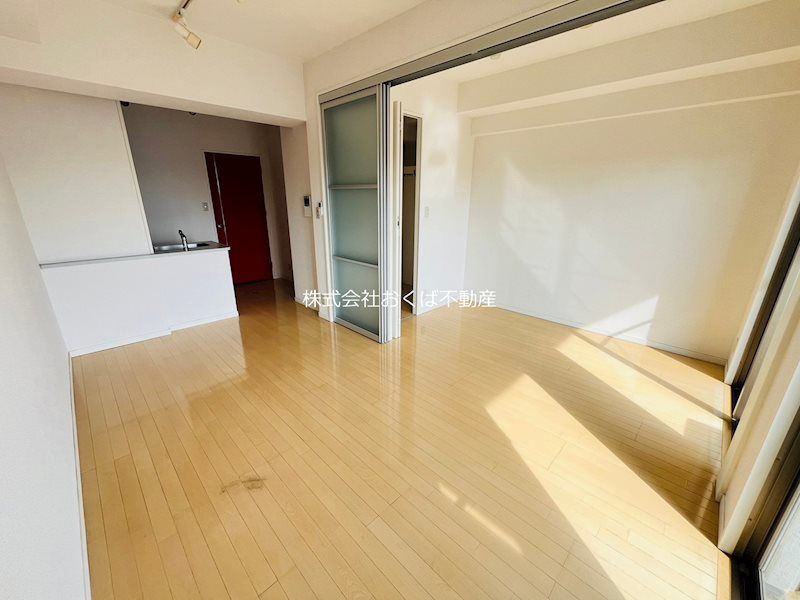 �y���ԁE���r���O�z�@