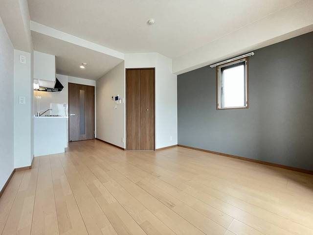 �y�Q���z�@