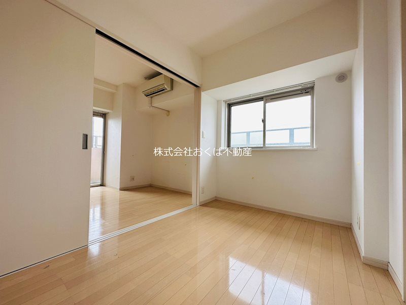 �y�Q���z�@