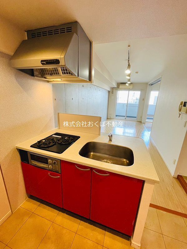 �y�L�b�`���z�@