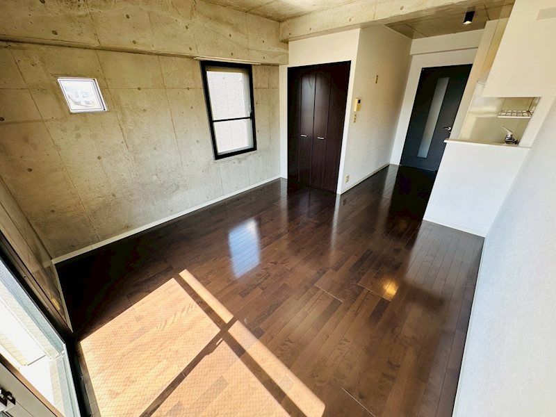 �y�Q���z�@