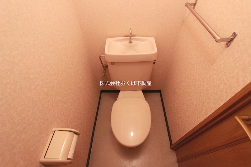 �y�g�C���z�@