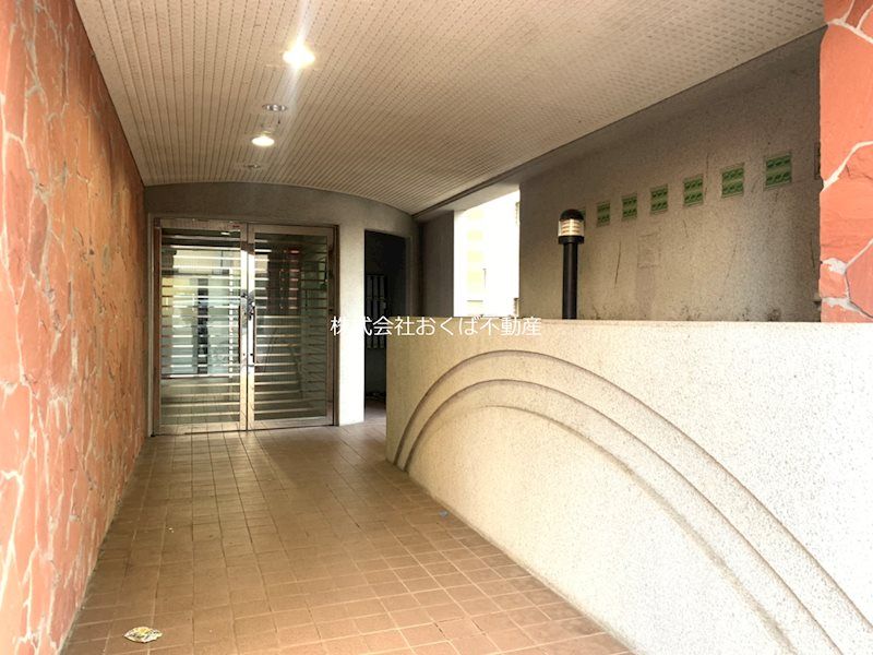 �y�G���g�����X�z�@