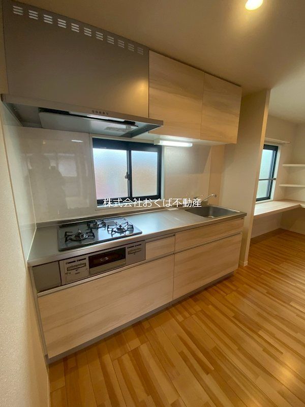 �y�L�b�`���z�@