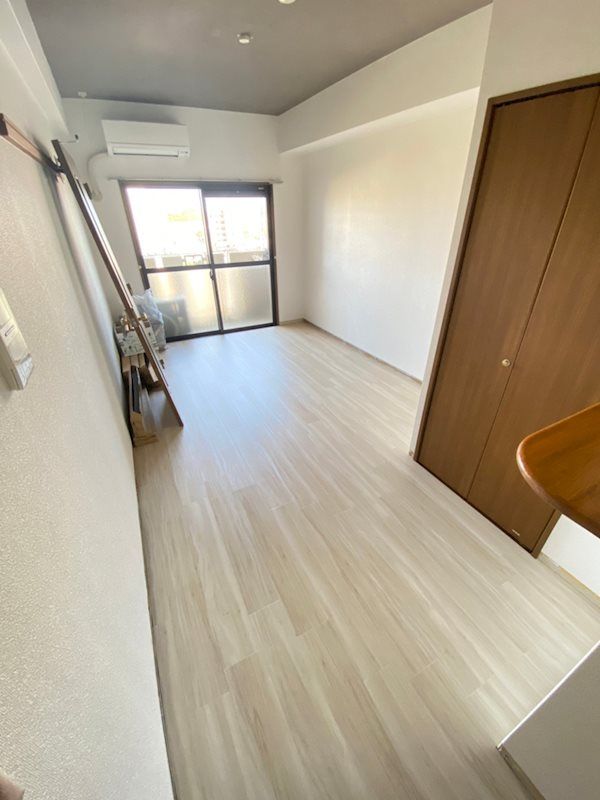 �y���ԁE���r���O�z�@