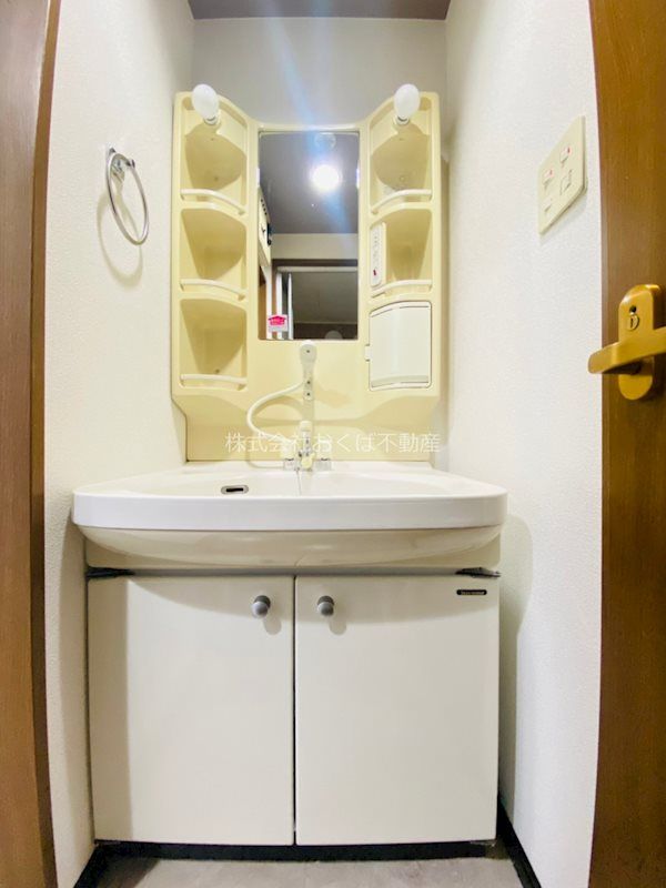 �y���ʏ��z�@