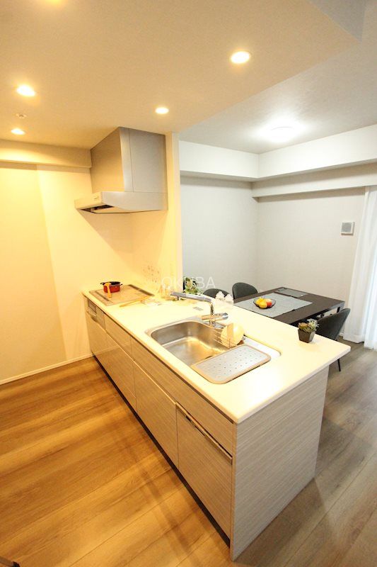 �y�L�b�`���z�@