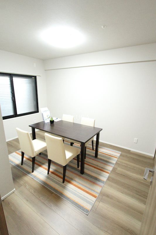 �y�Q���z�@