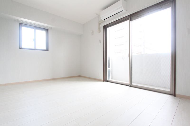 �y���ԁE���r���O�z�@