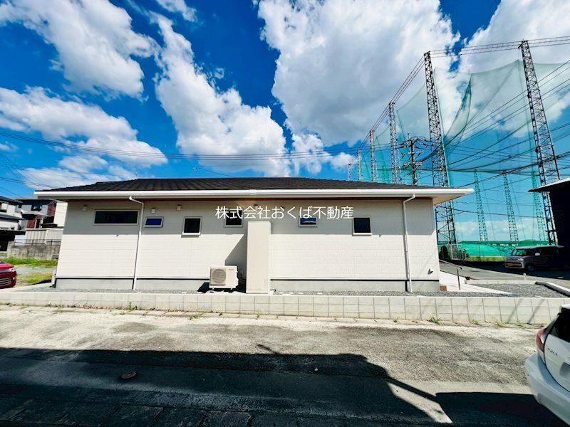 �y���]�z�@