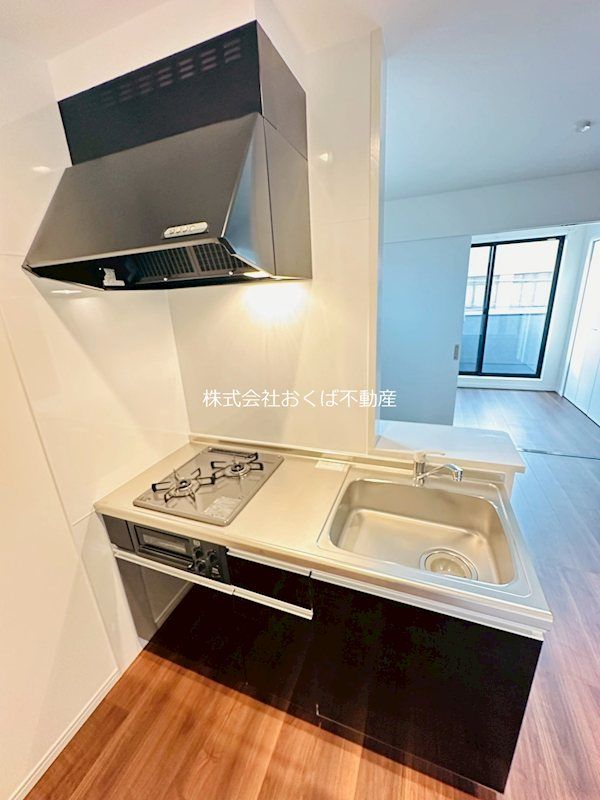 �y�L�b�`���z�@