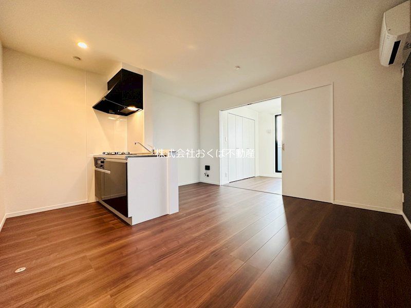 �y���ԁE���r���O�z�@