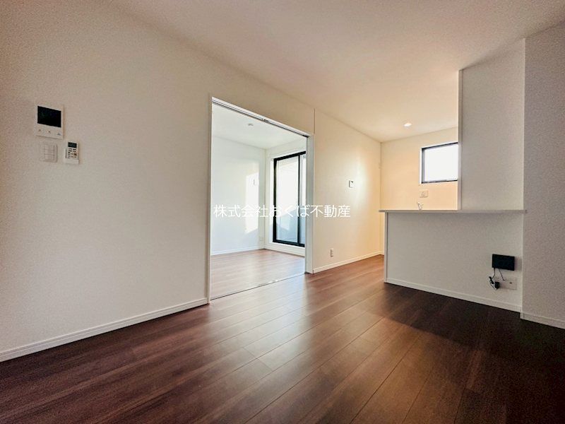 �y���ԁE���r���O�z�@