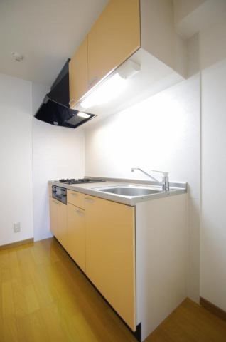 �y�L�b�`���z�@