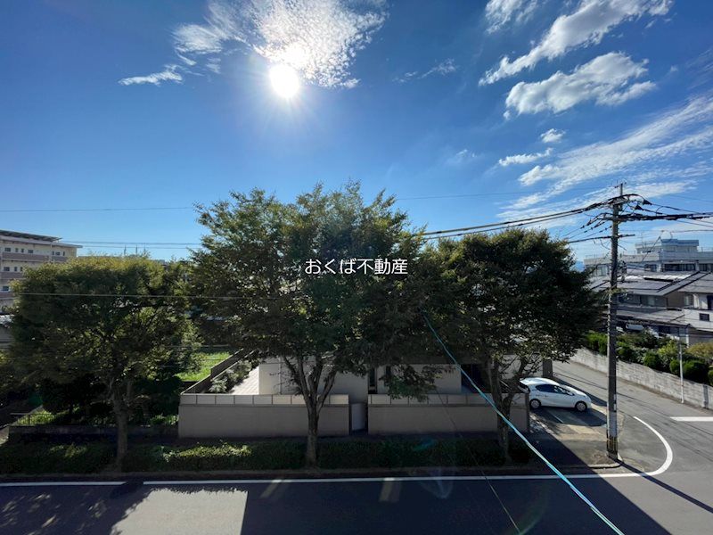 �y���]�z�@