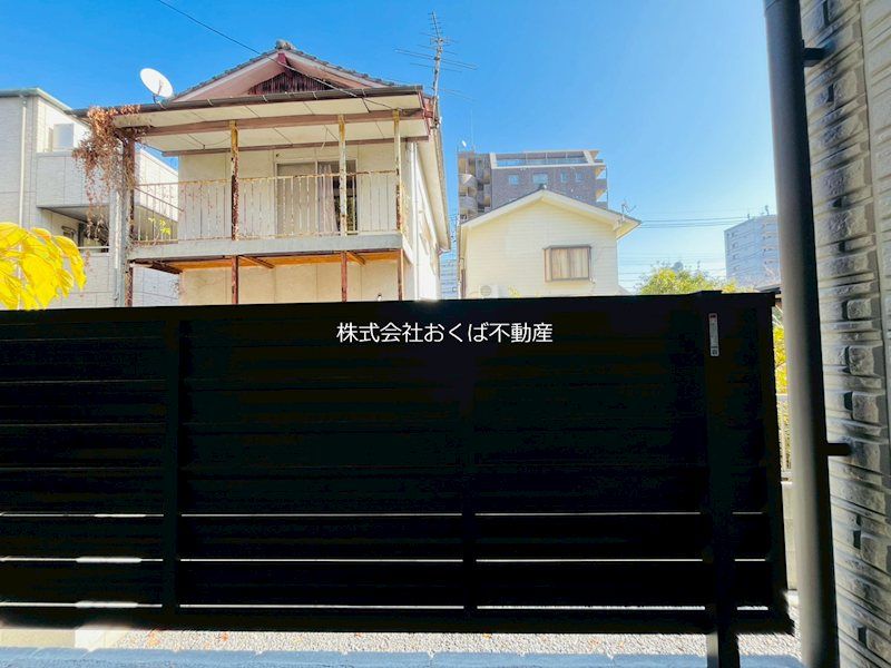 �y���]�z�@