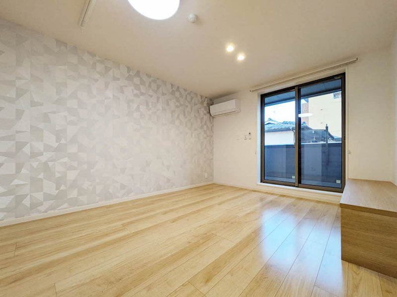 �y�Q���z�@