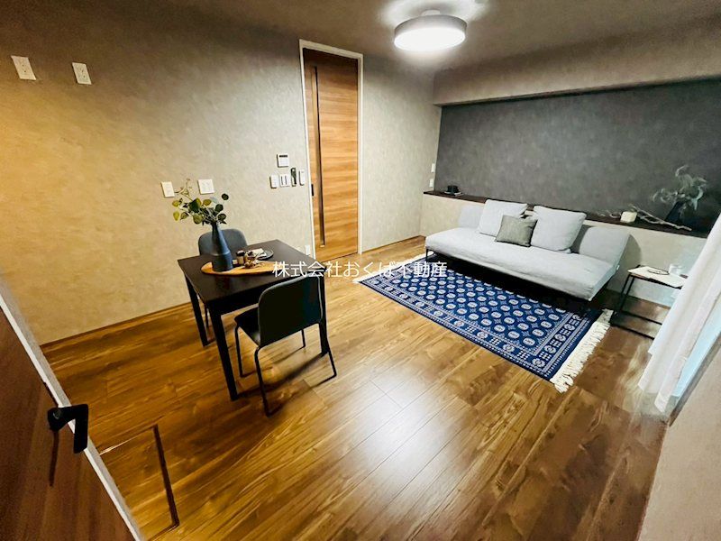 �y���ԁE���r���O�z�@