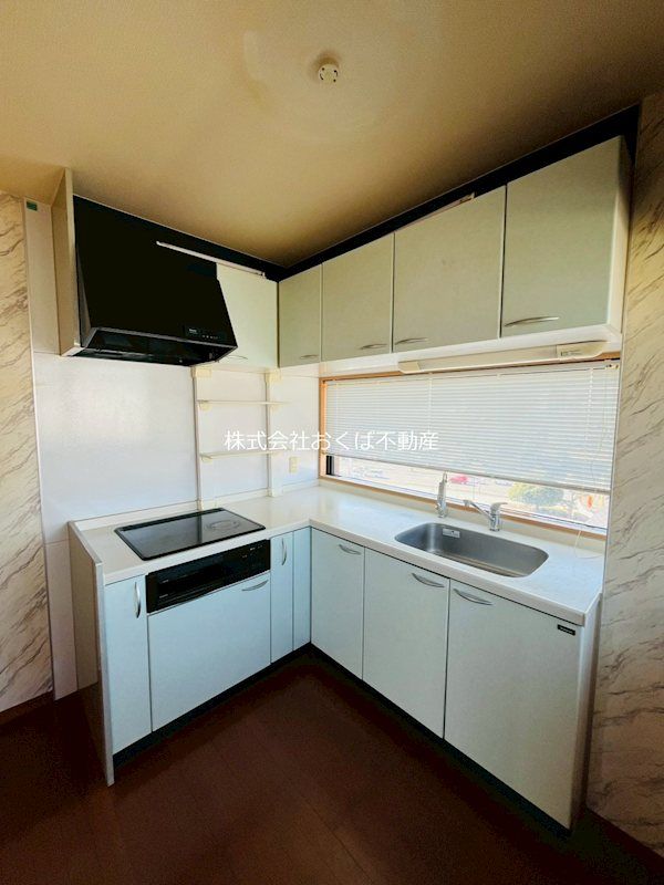 �y�L�b�`���z�@